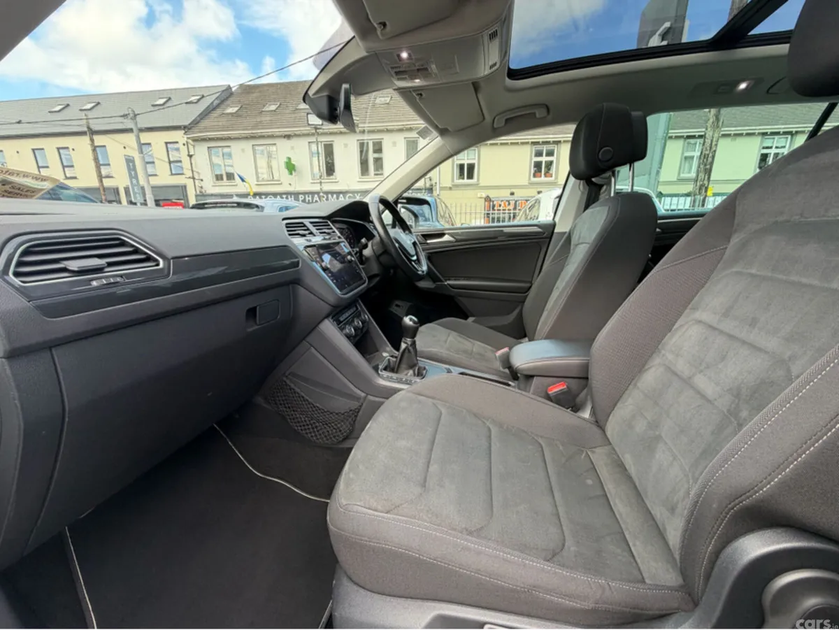 Volkswagen Tiguan SUV, Diesel, 2018, White