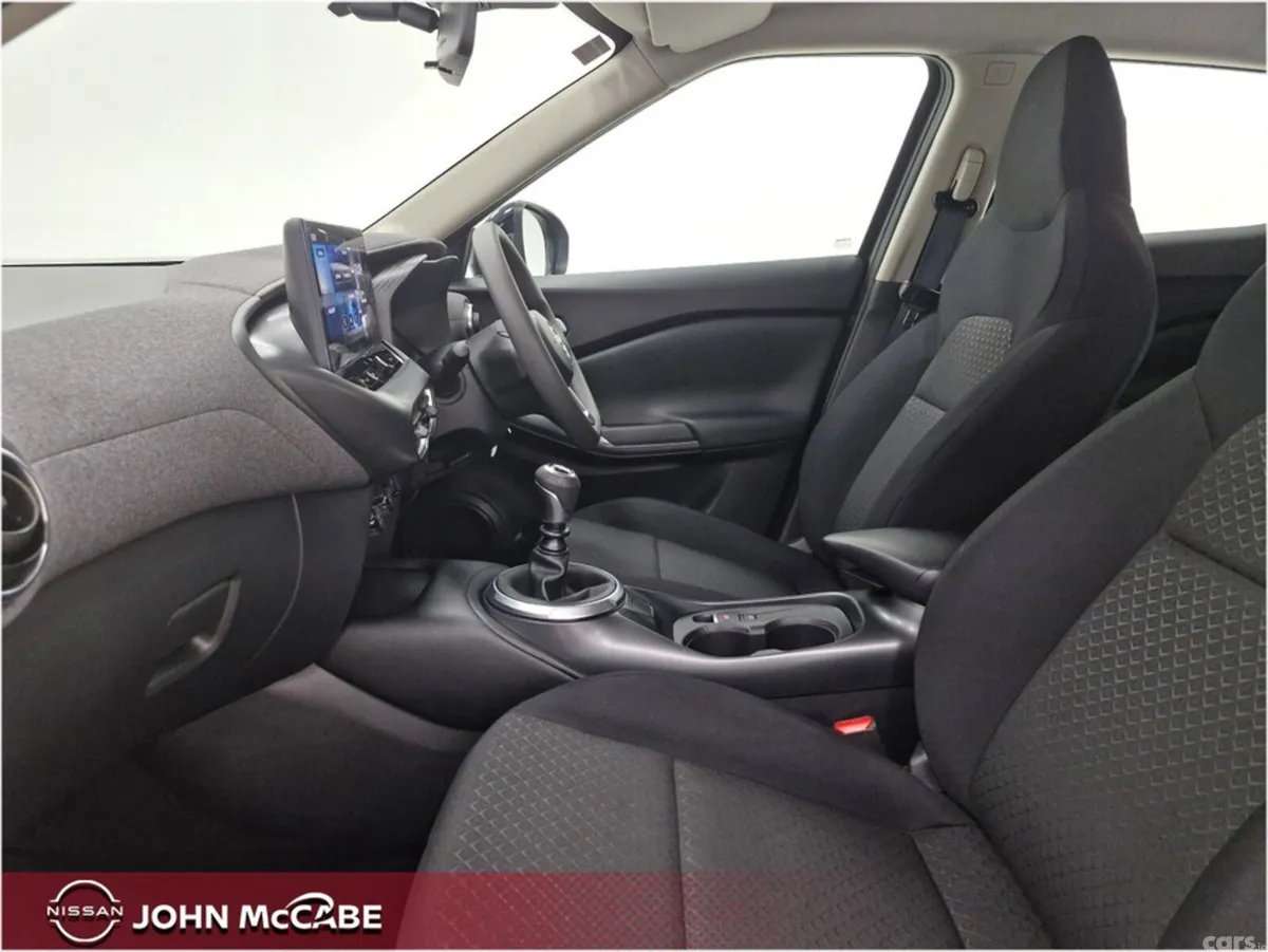Nissan Juke MPV, Petrol, 2025, Grey