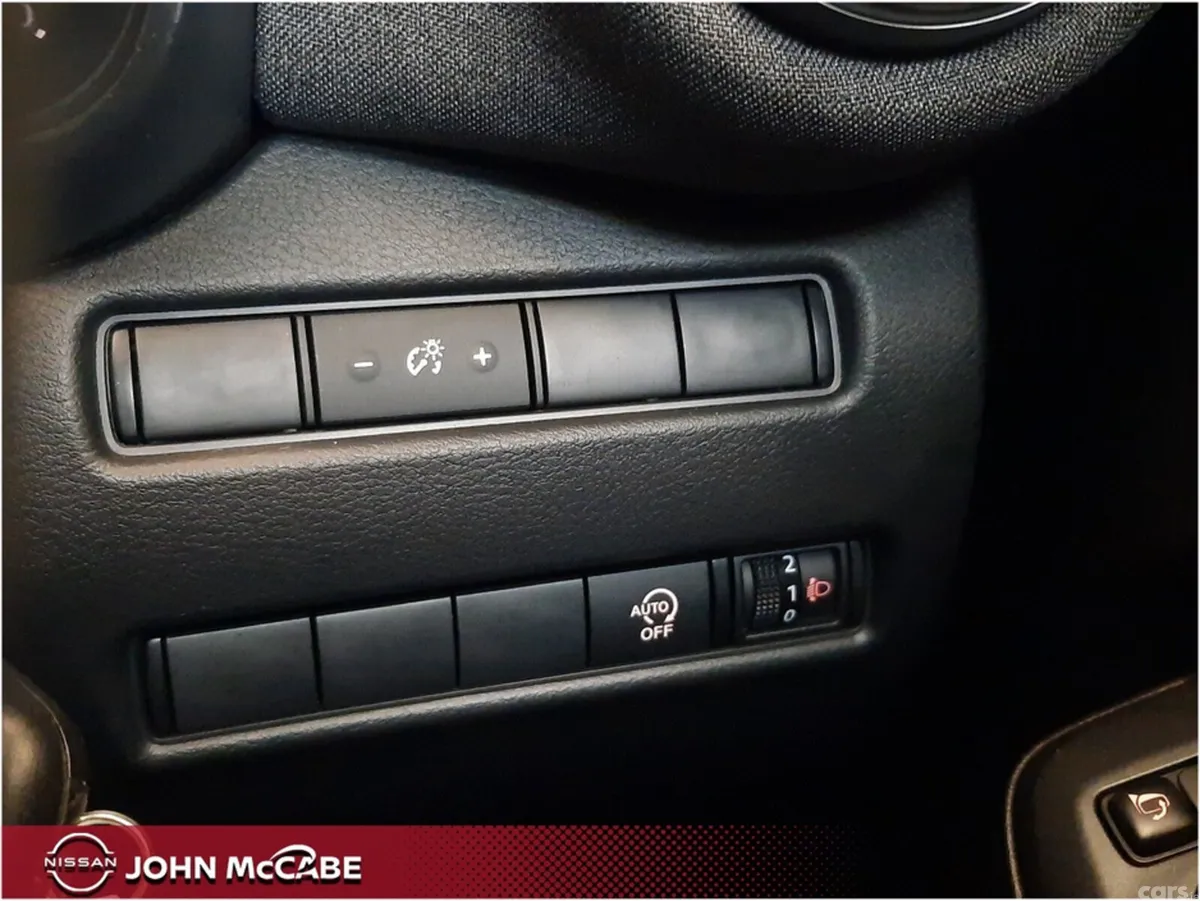 Nissan Juke MPV, Petrol, 2025, Black