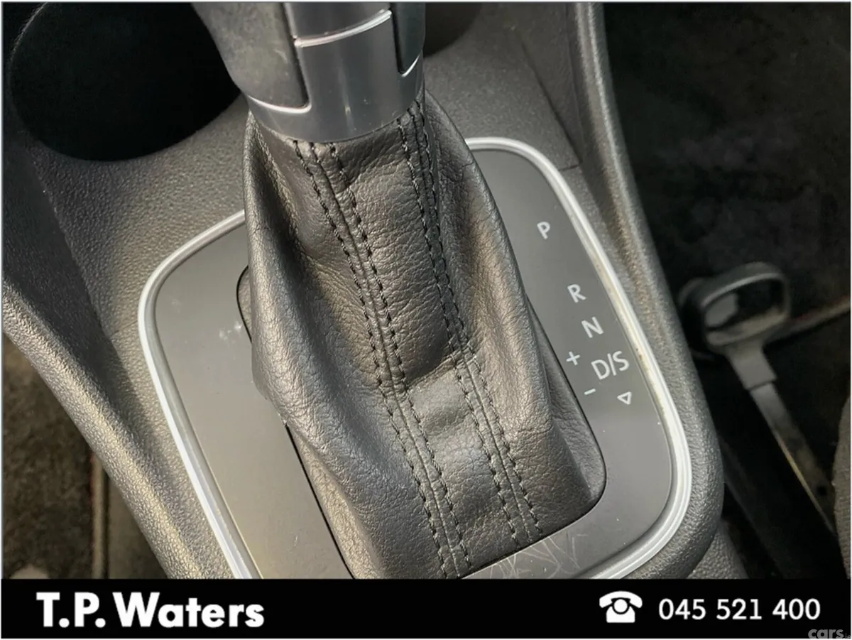 Volkswagen Polo Hatchback, Petrol, 2017, Red