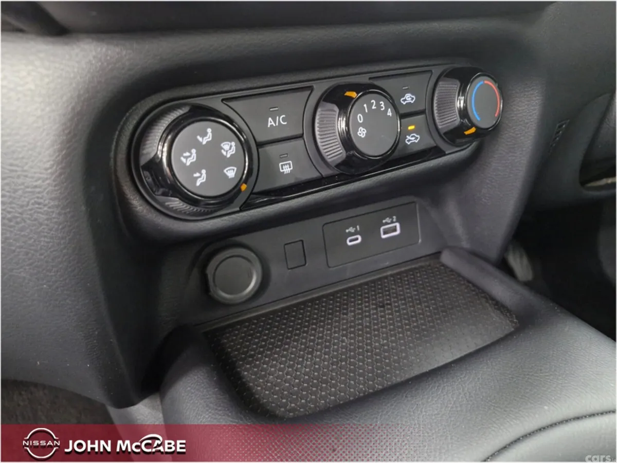 Nissan Juke MPV, Petrol, 2025, Grey