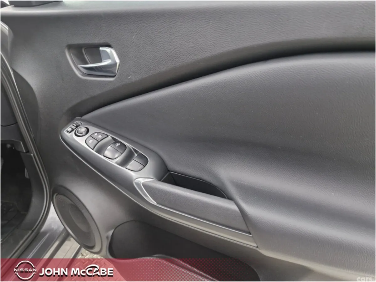 Nissan Juke MPV, Petrol, 2025, Grey
