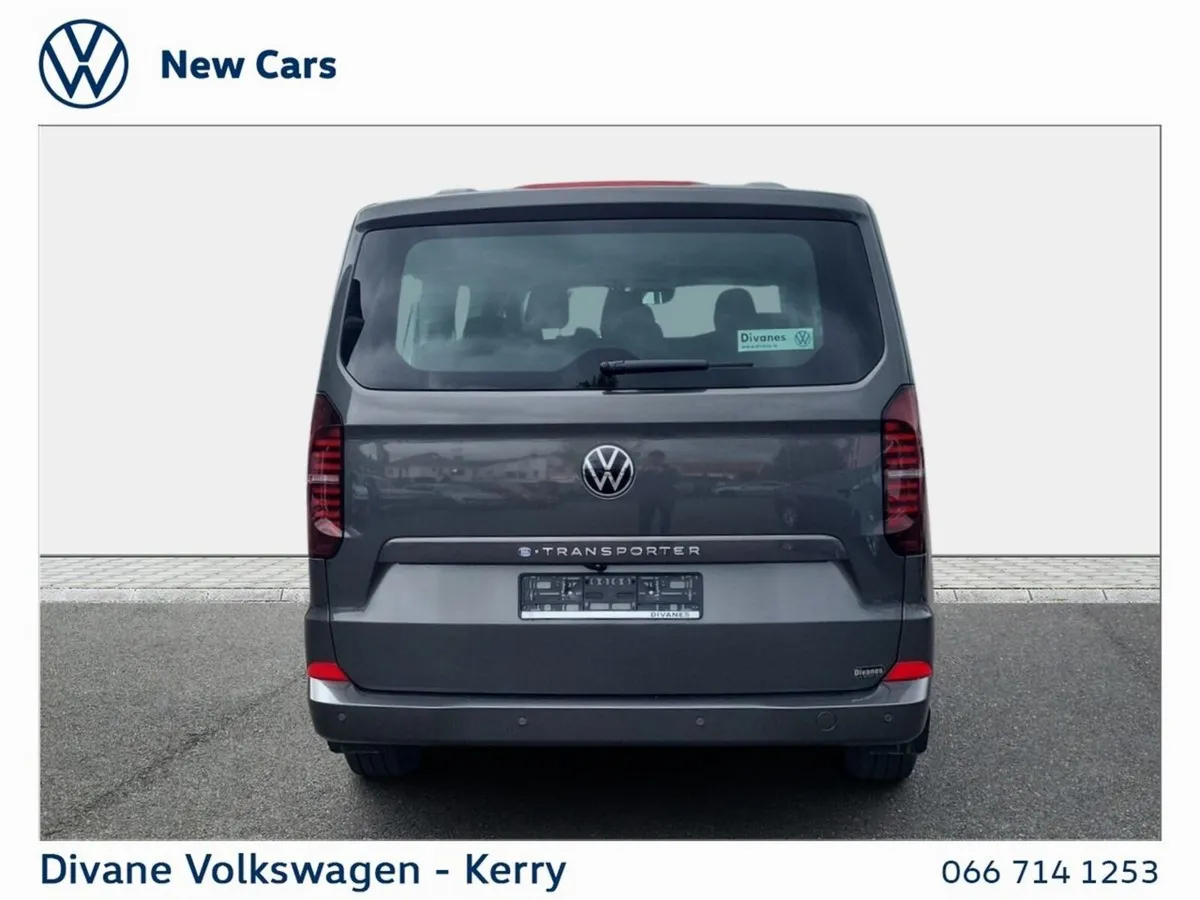 Volkswagen Caravelle MPV, Electric, 2026, Grey