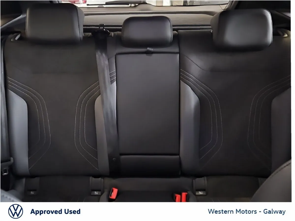 Volkswagen ID.4 SUV, Electric, 2025, White