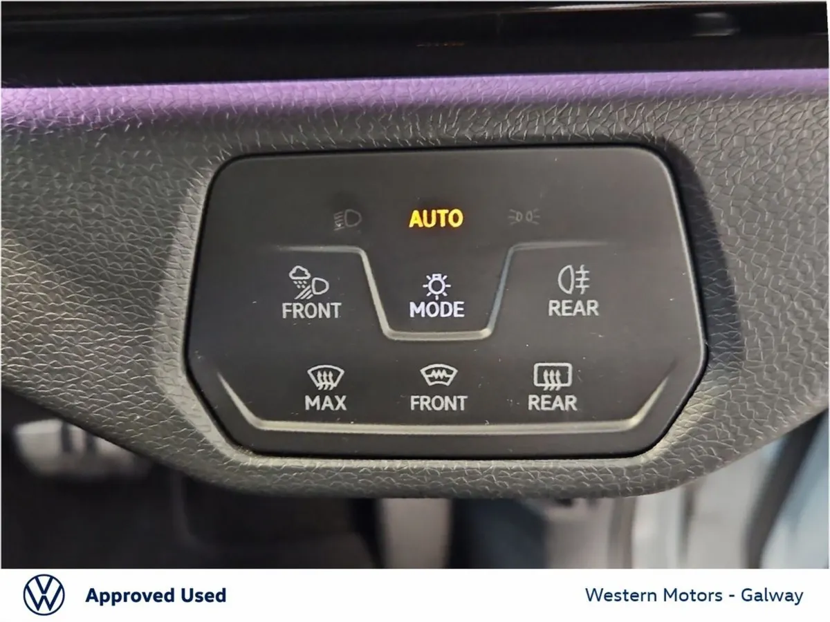 Volkswagen ID.4 SUV, Electric, 2025, White