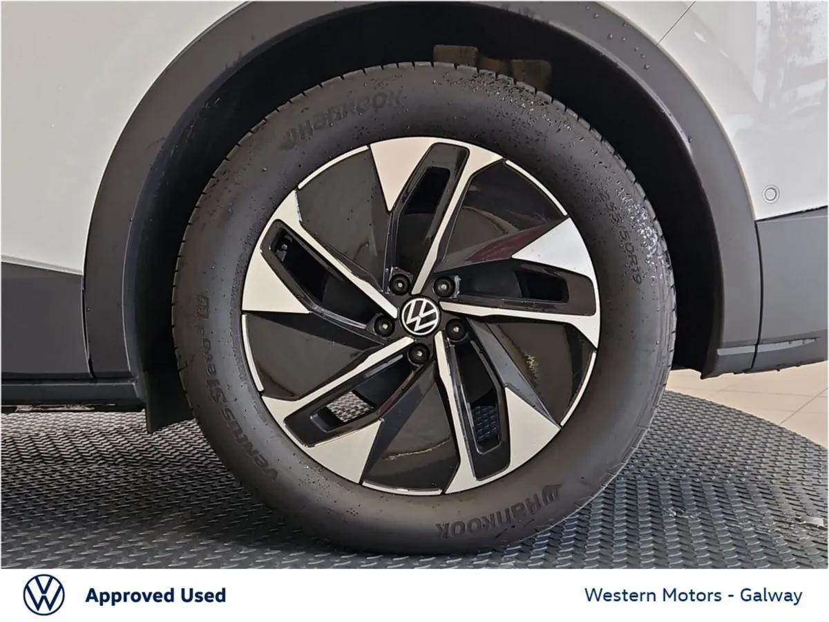 Volkswagen ID.4 SUV, Electric, 2025, White