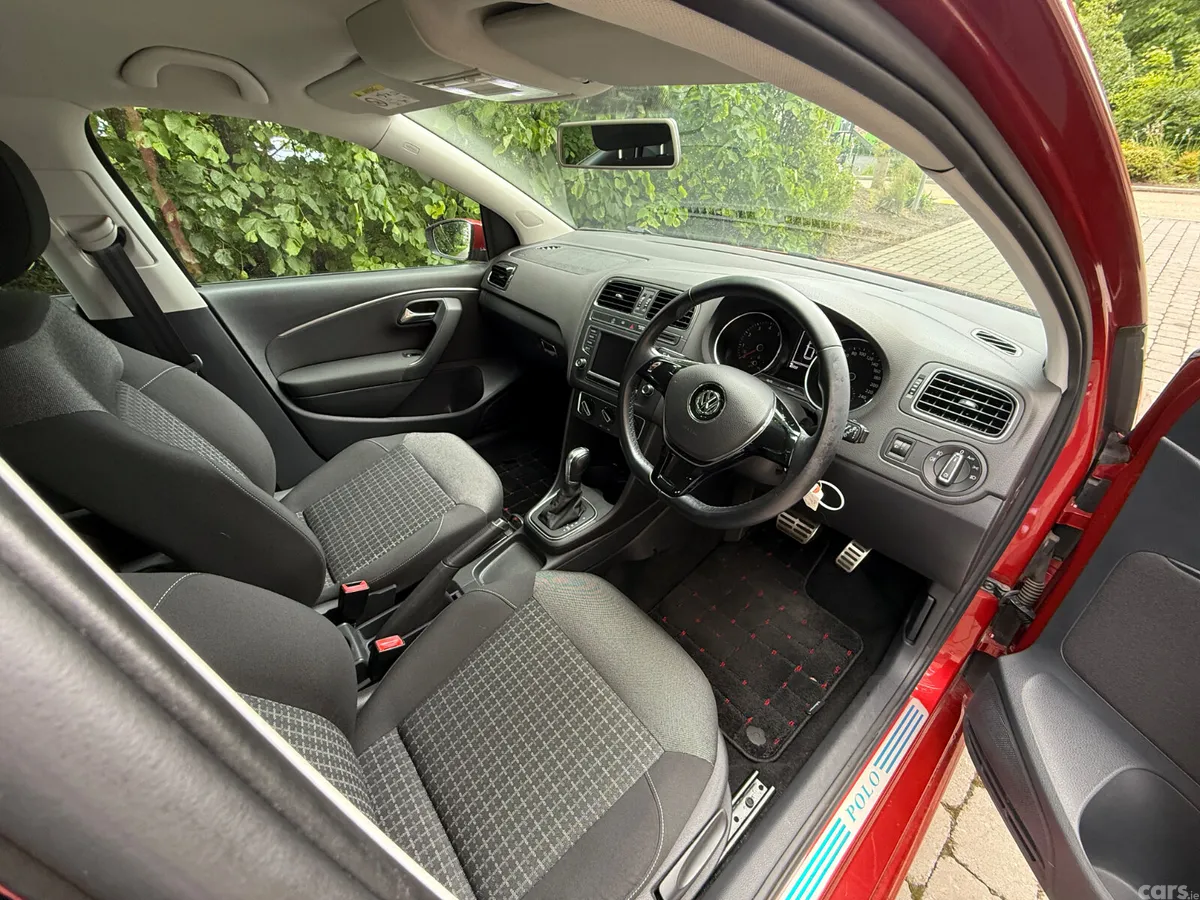 Volkswagen Polo Hatchback, Petrol, 2015, Red