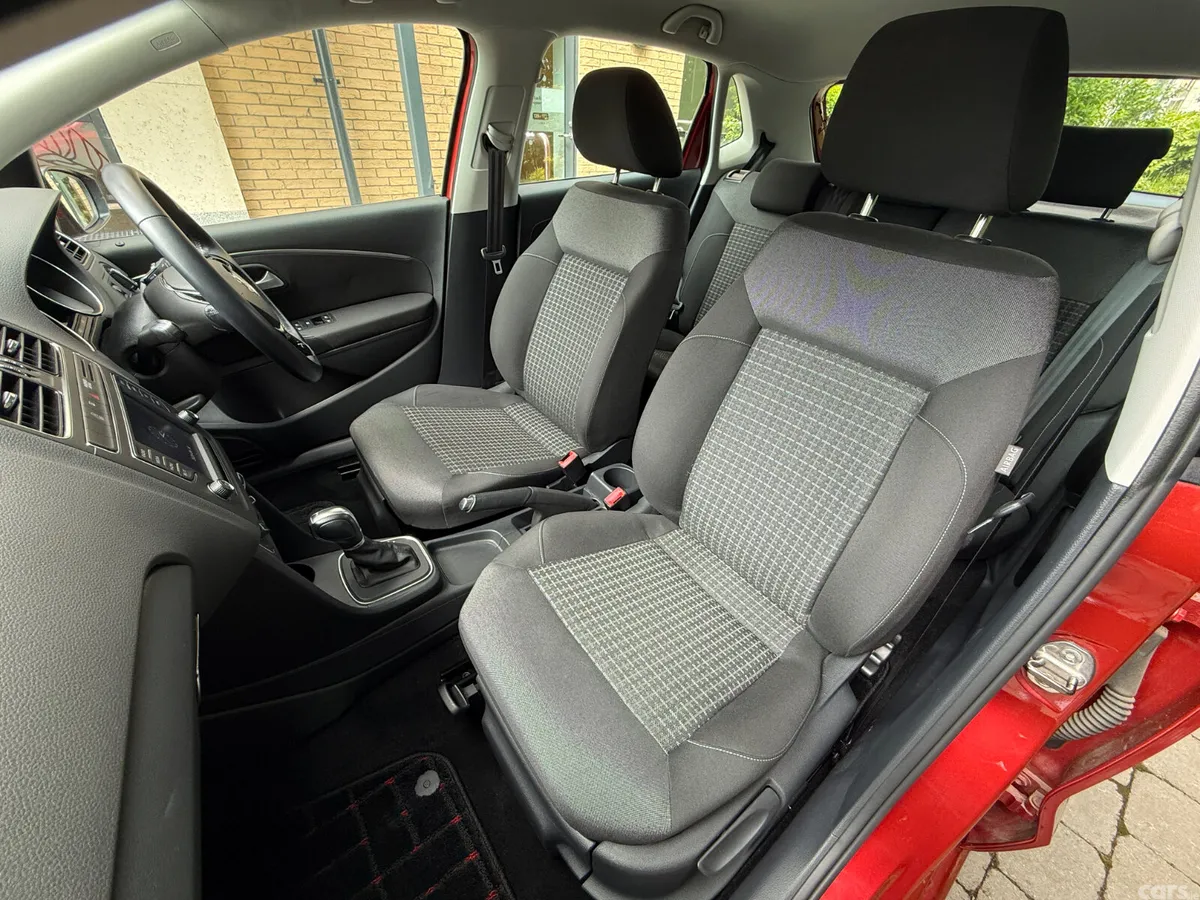 Volkswagen Polo Hatchback, Petrol, 2015, Red