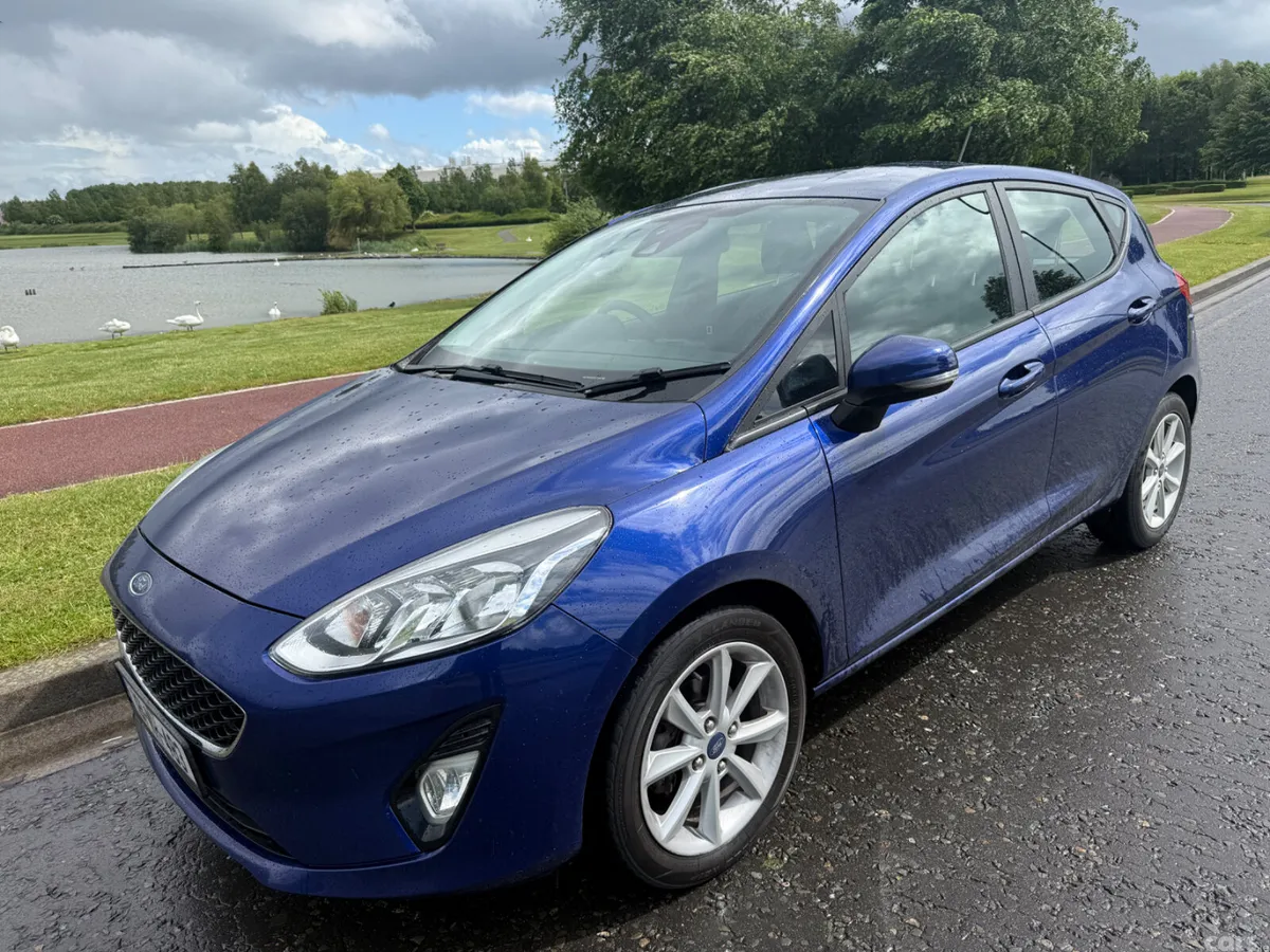 Ford Fiesta Hatchback, Petrol, 2018, Blue