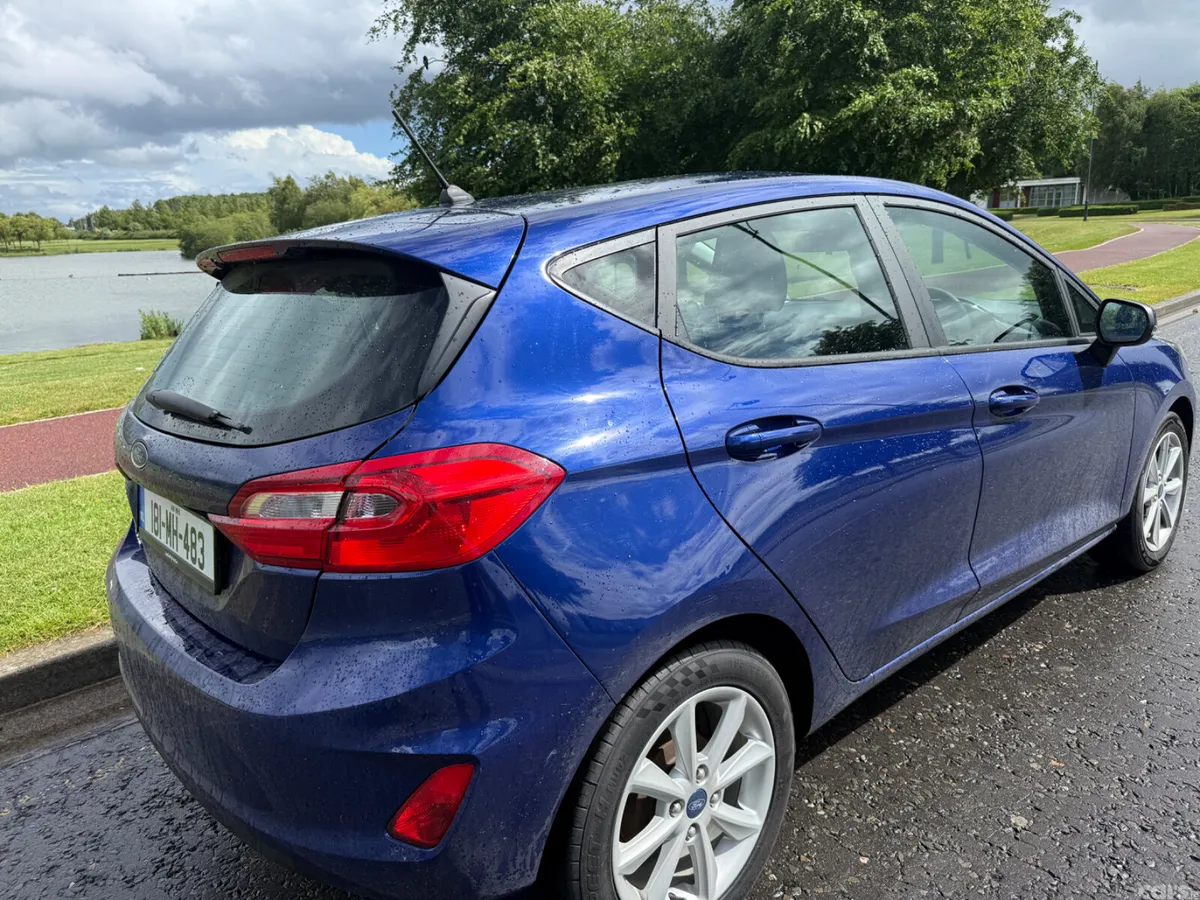Ford Fiesta Hatchback, Petrol, 2018, Blue