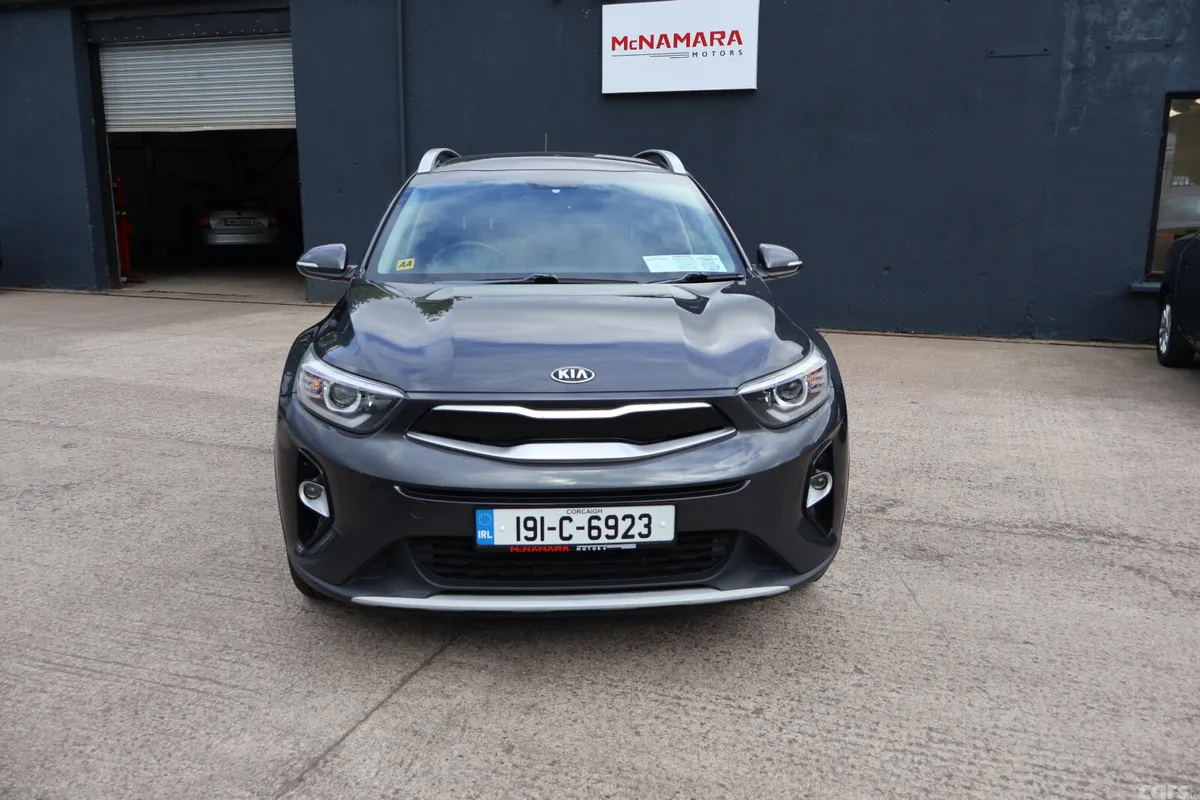 Kia Stonic Estate/Jeep, Diesel, 2019, Grey