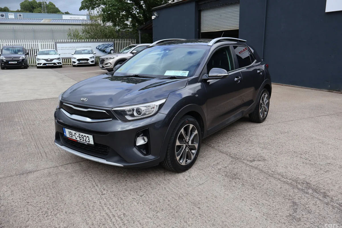 Kia Stonic Estate/Jeep, Diesel, 2019, Grey