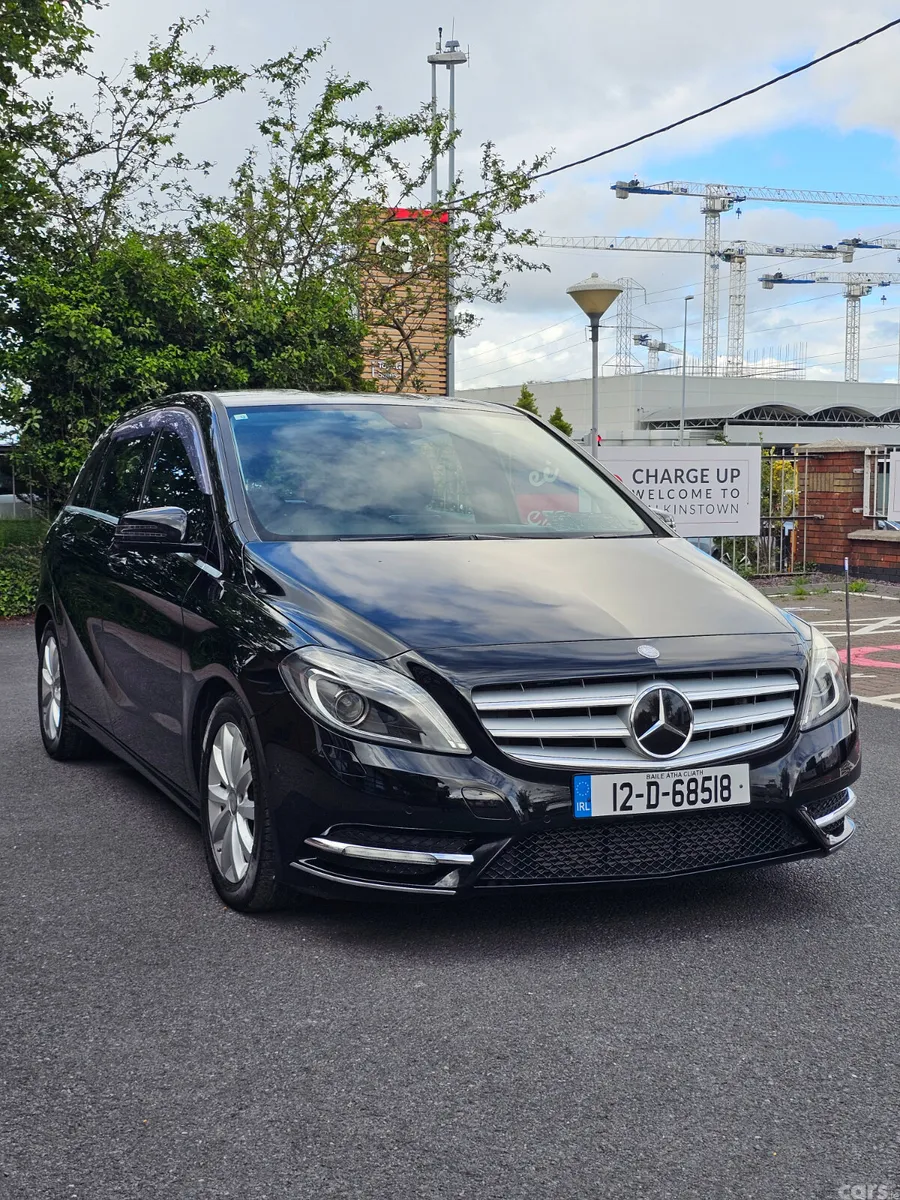 Mercedes-Benz B-Class MPV, Petrol, 2012, Black