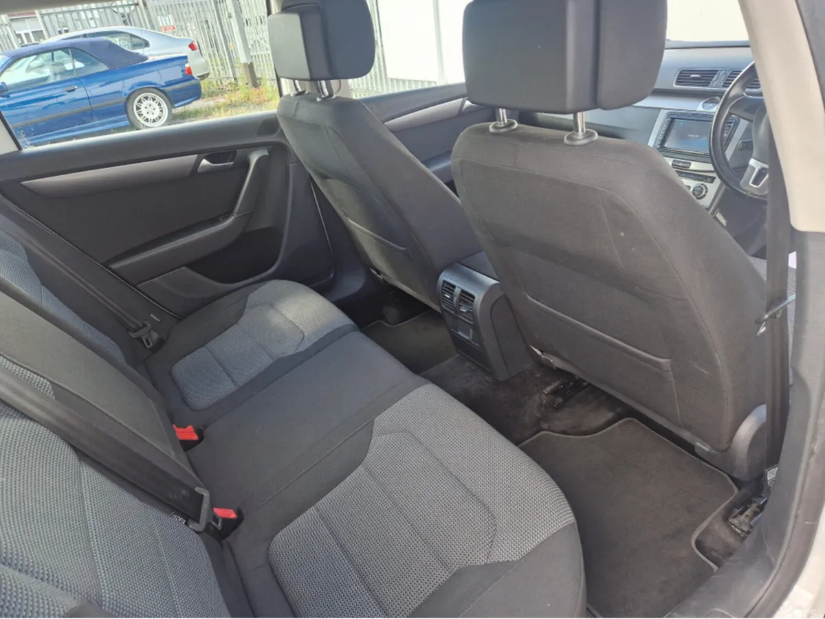 Volkswagen Passat Estate, Petrol, 2014, White