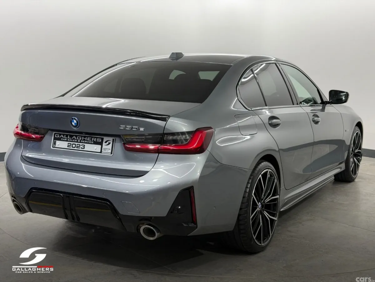 BMW 3-Series Saloon, Petrol Plug-in Hybrid, 2023, Grey