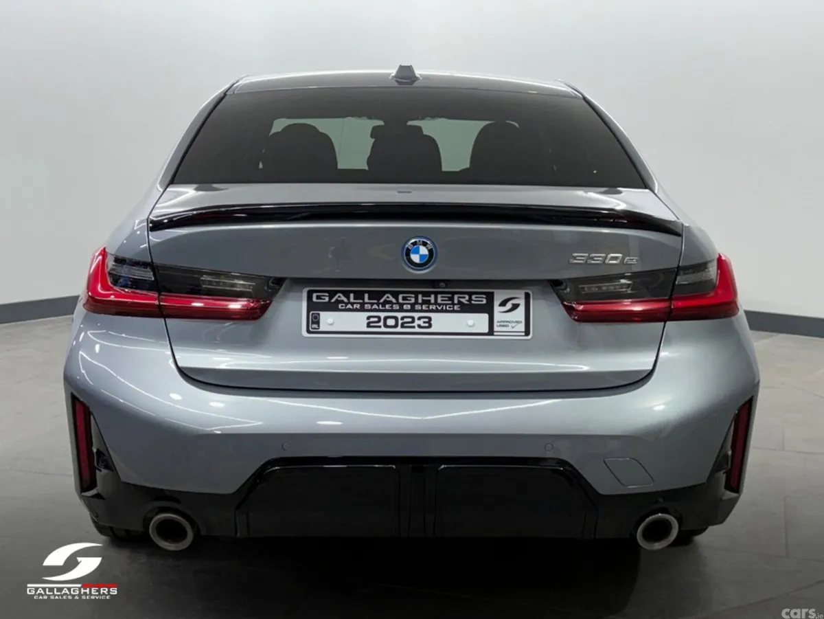 BMW 3-Series Saloon, Petrol Plug-in Hybrid, 2023, Grey