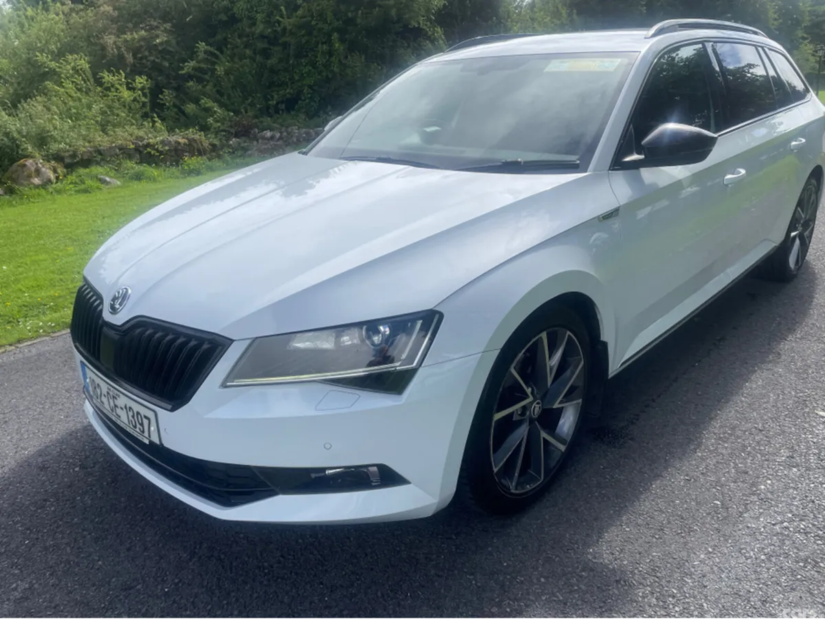 Skoda Superb Estate, Diesel, 2018, White
