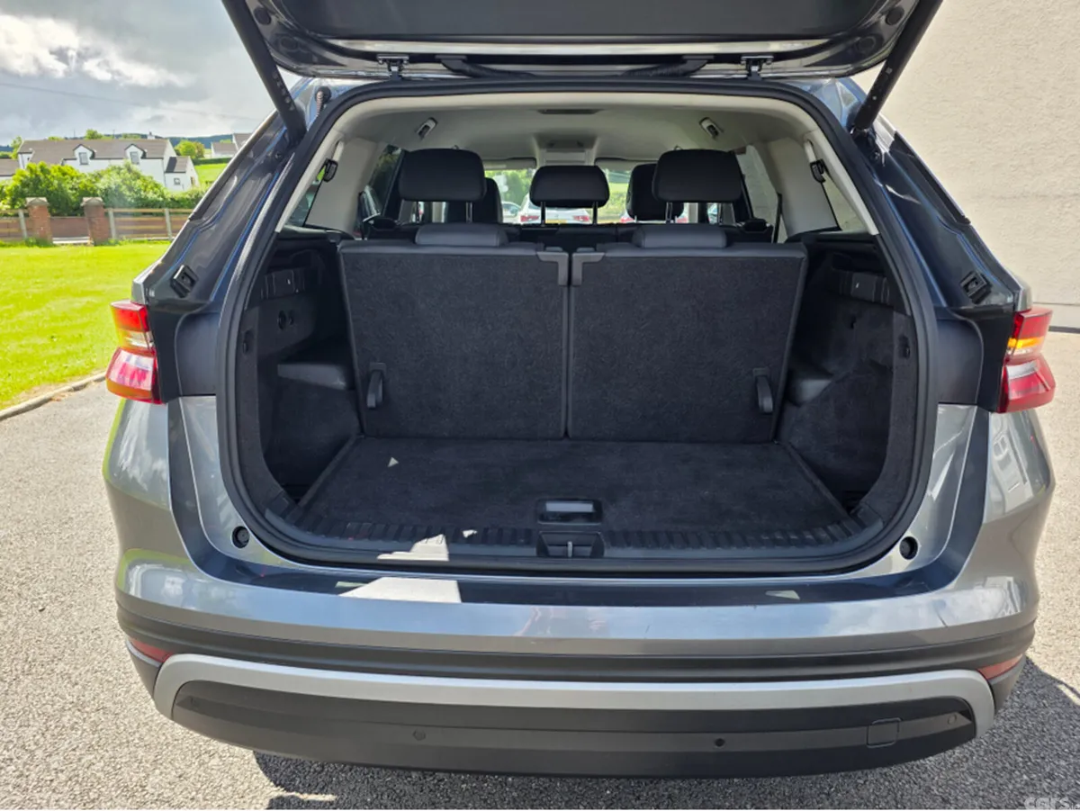 Skoda Kodiaq Estate, Diesel, 2024, Grey