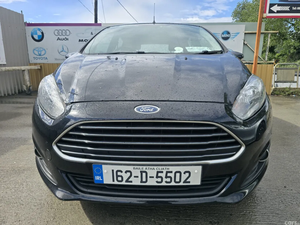 Ford Fiesta Hatchback, Petrol, 2016, Black