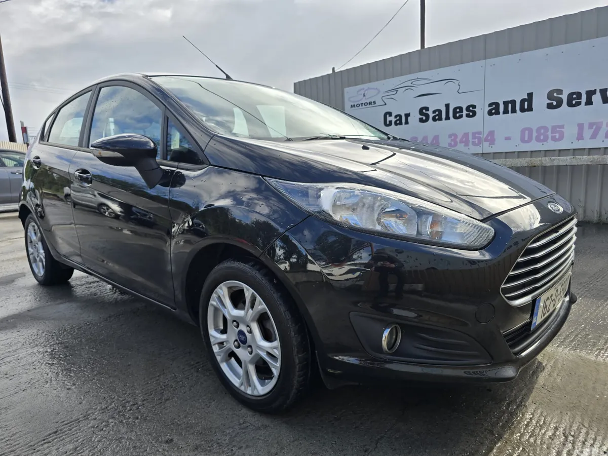 Ford Fiesta Hatchback, Petrol, 2016, Black