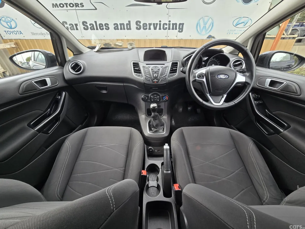 Ford Fiesta Hatchback, Petrol, 2016, Black