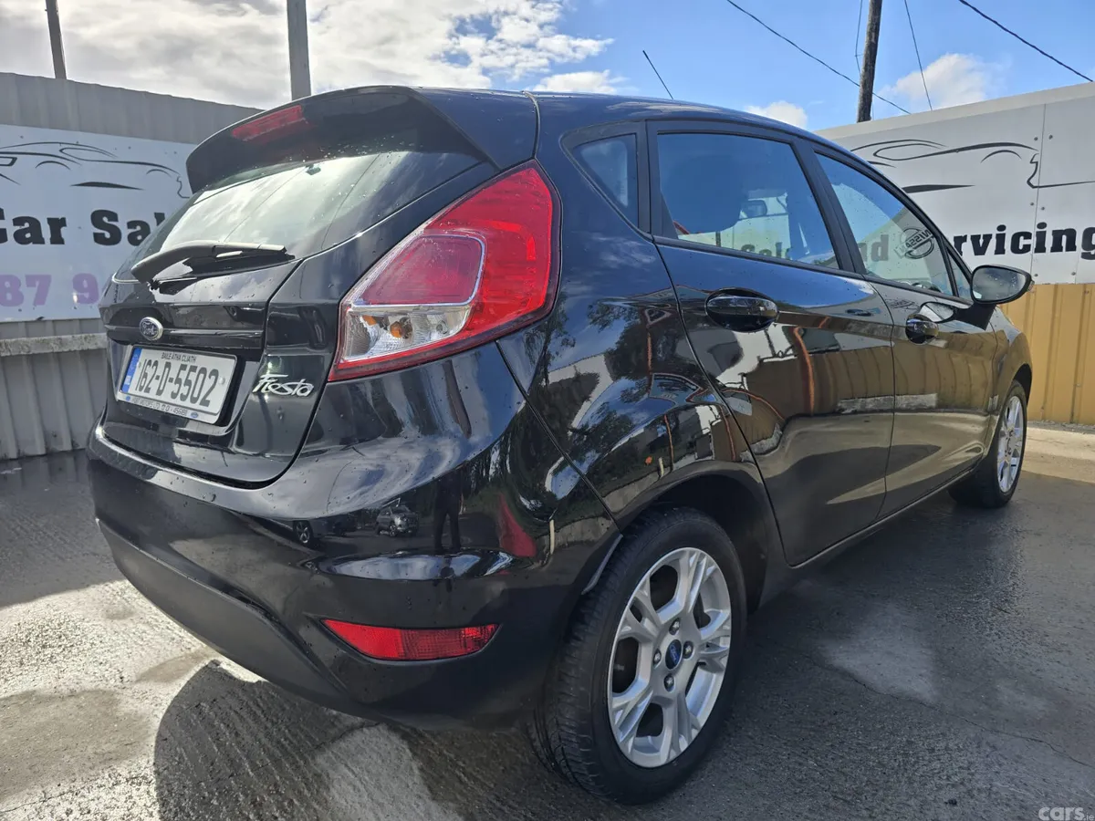 Ford Fiesta Hatchback, Petrol, 2016, Black