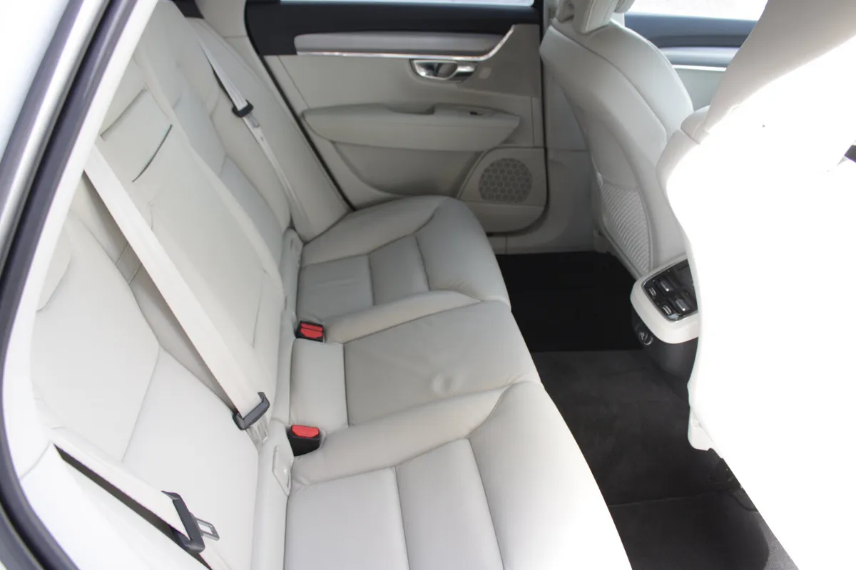 Volvo V90 Estate, Diesel, 2019, White