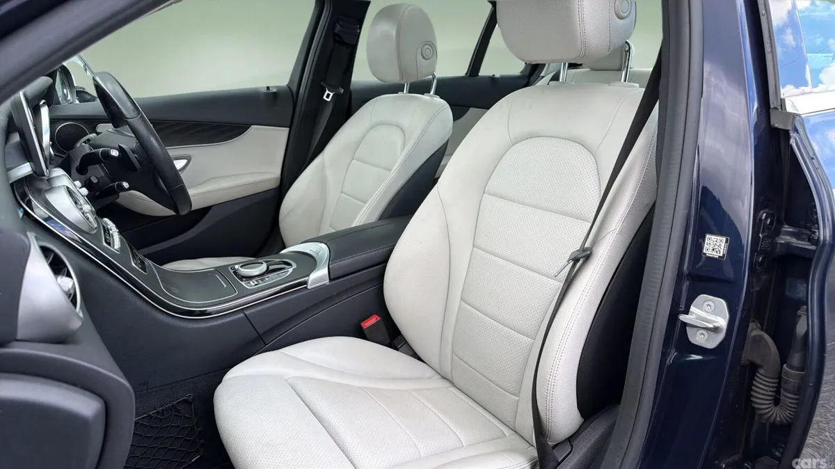 Mercedes-Benz C-Class Saloon, Petrol Plug-in Hybrid, 2017, Blue