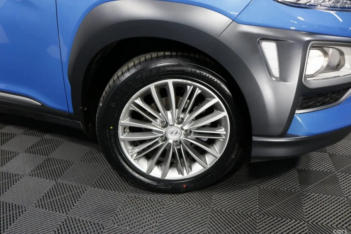 Hyundai KONA SUV, Petrol, 2021, Blue