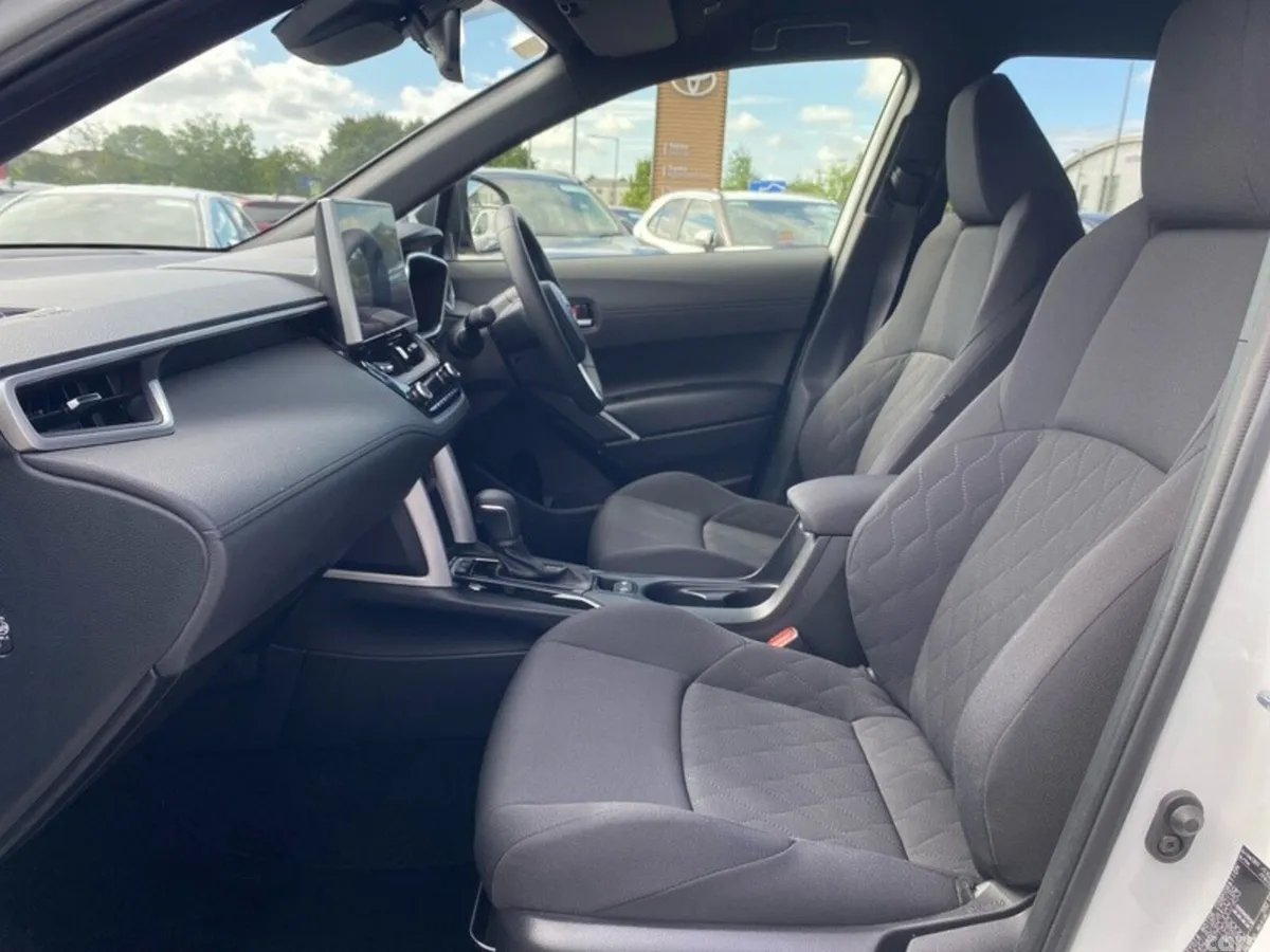Toyota Corolla Cross SUV, Petrol Hybrid, 2024, White