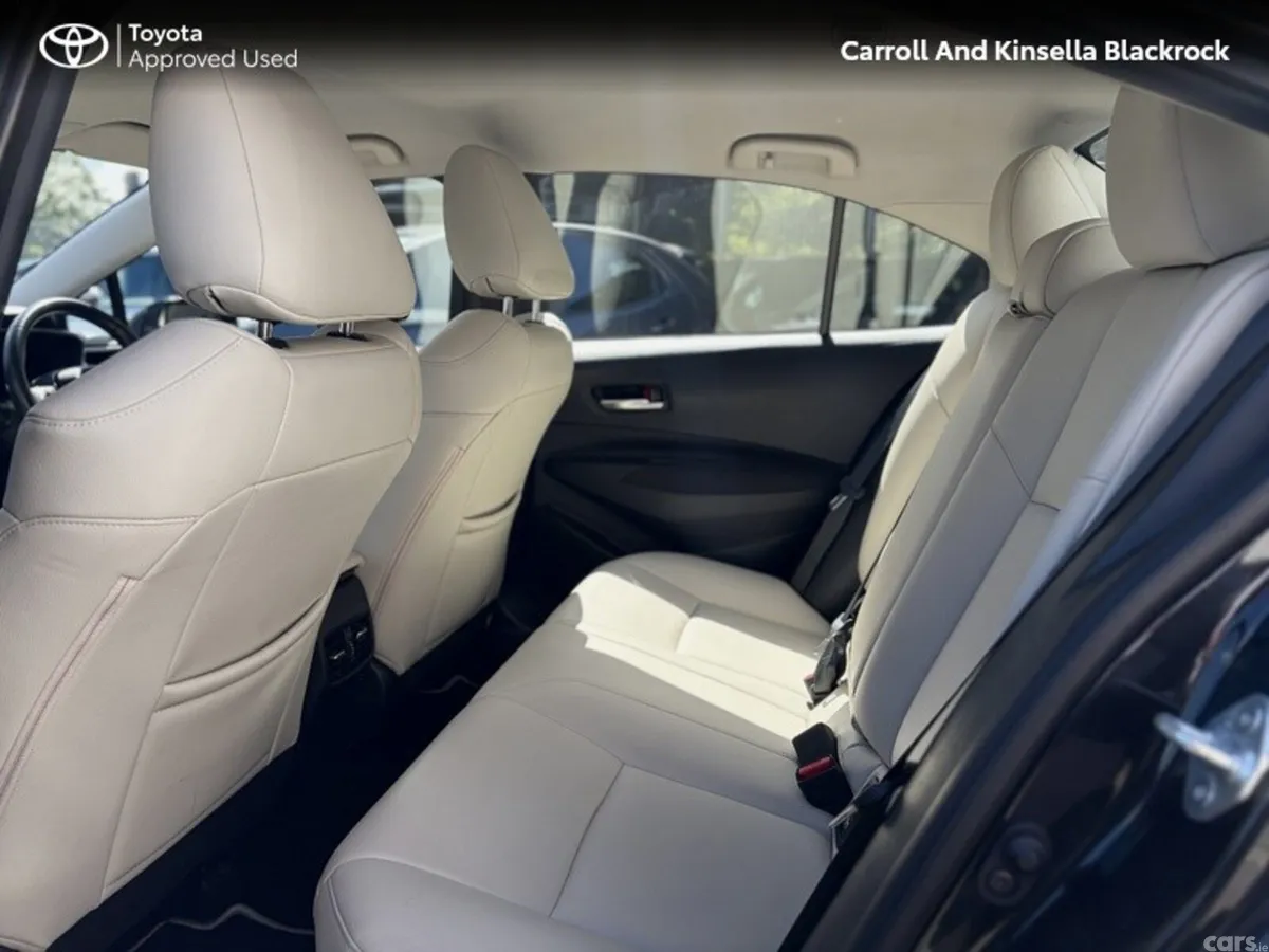 Toyota Corolla Saloon, Petrol Hybrid, 2022, Black