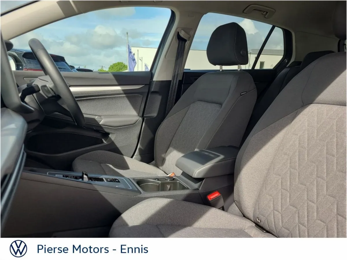 Volkswagen Golf Hatchback, Petrol Hybrid, 2025, Grey