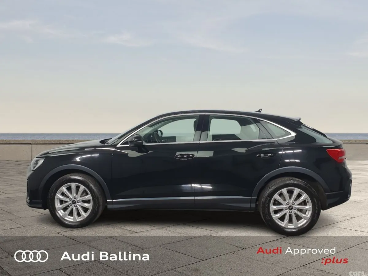 Audi Q3 SUV, Petrol, 2024, Black