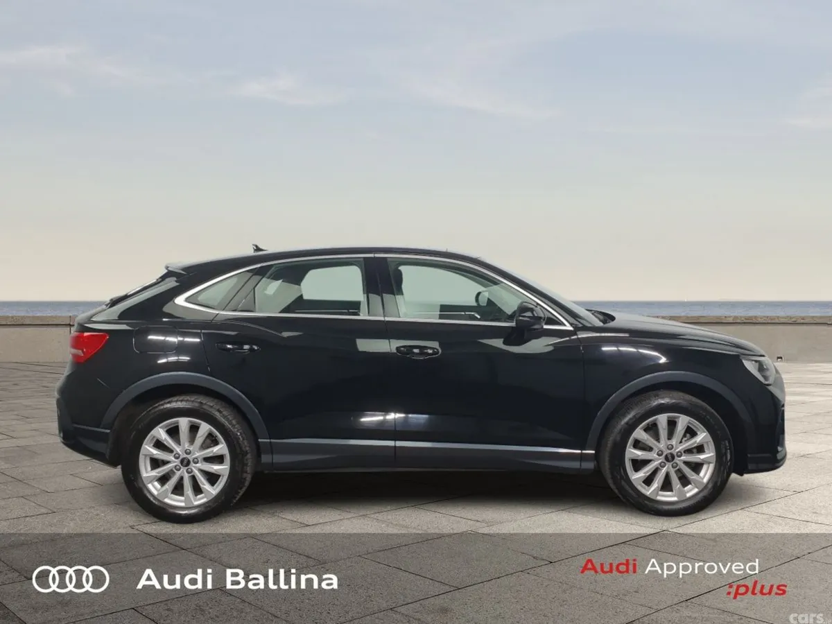 Audi Q3 SUV, Petrol, 2024, Black