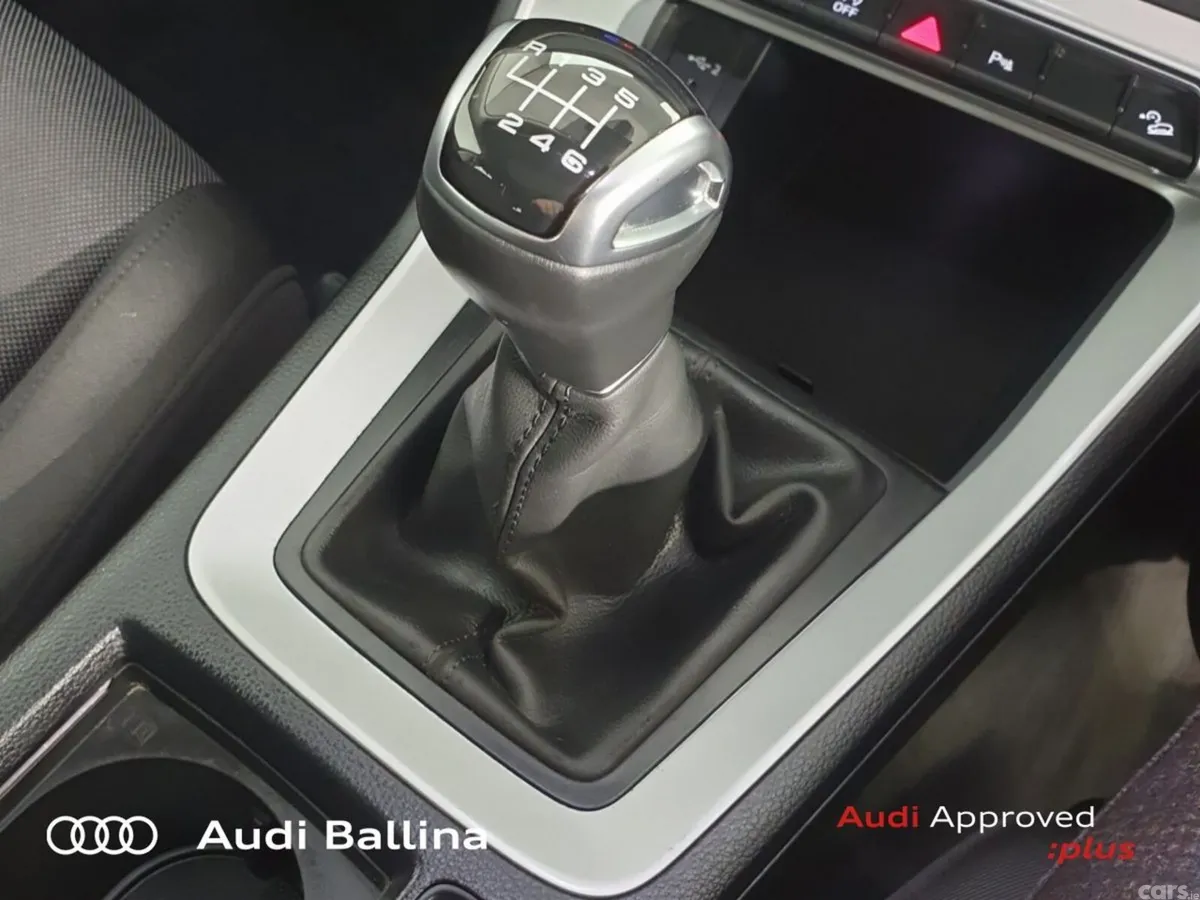 Audi Q3 SUV, Petrol, 2024, Black