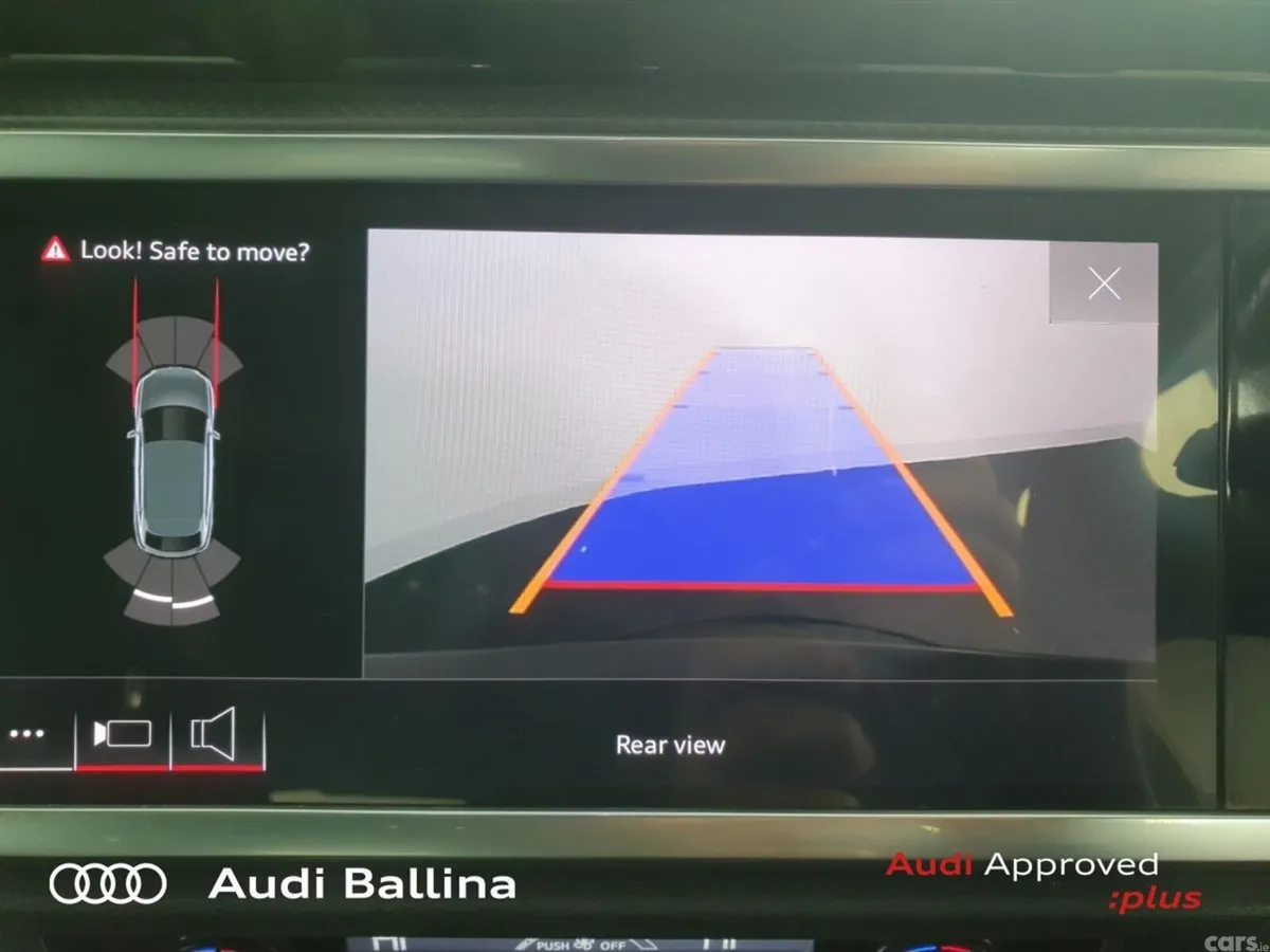 Audi Q3 SUV, Petrol, 2024, Black
