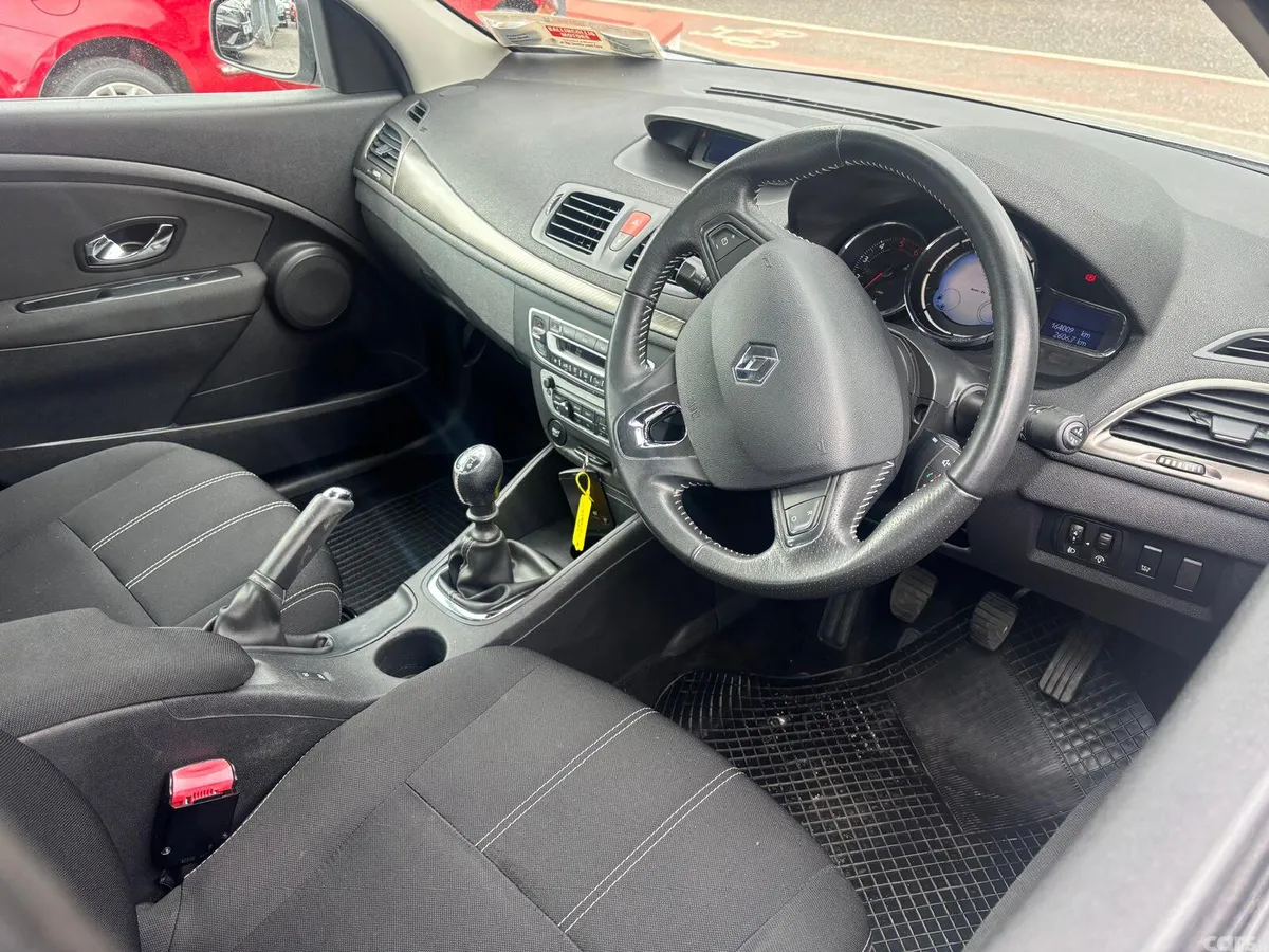 Renault Fluence Saloon, Diesel, 2015, Silver