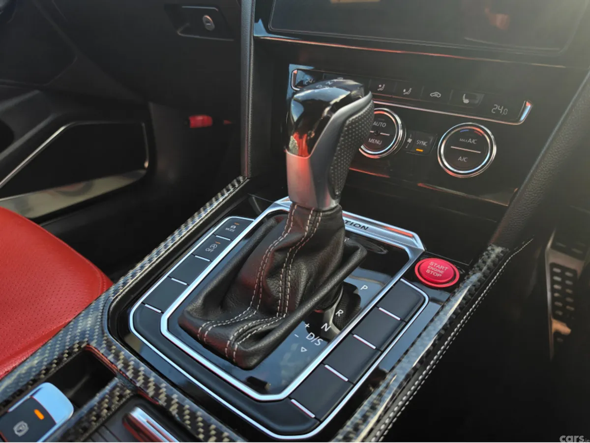 Volkswagen Arteon Saloon, Petrol, 2018, Red
