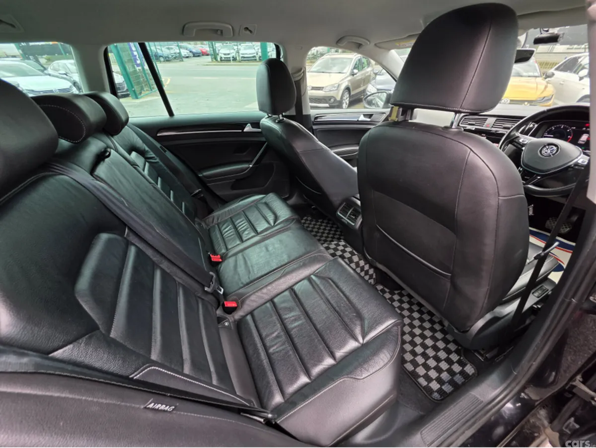 Volkswagen Golf Estate, Diesel, 2019, Black