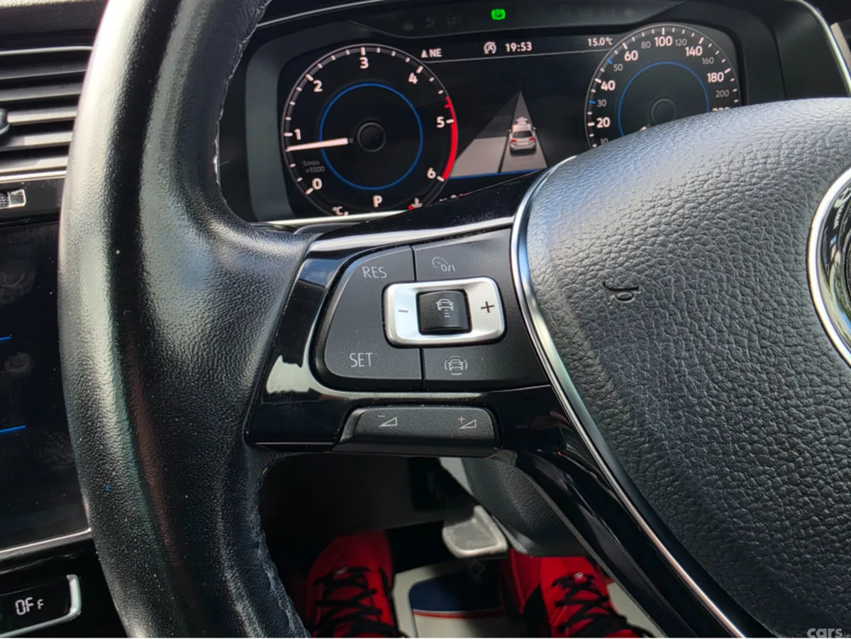 Volkswagen Golf Estate, Diesel, 2019, Black