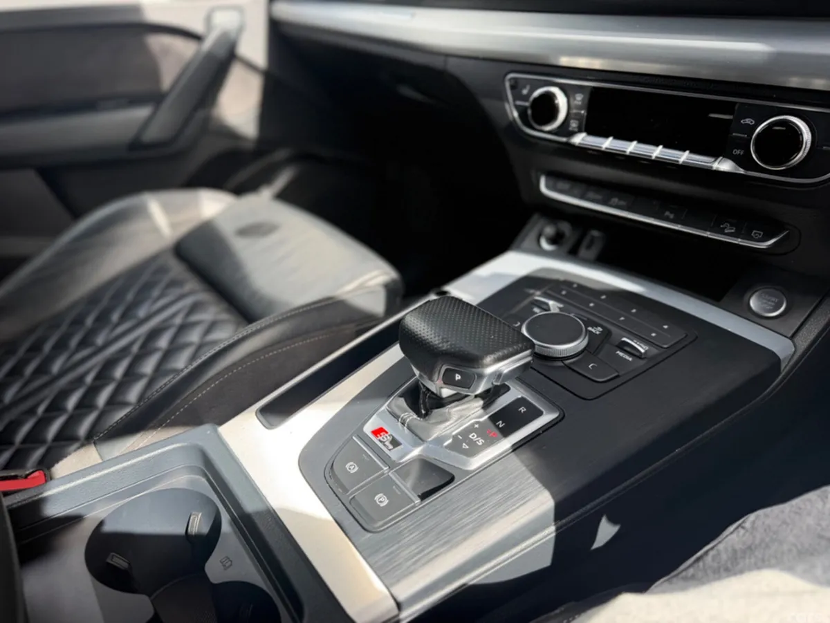 Audi Q5 Estate, Diesel, 2019, Blue