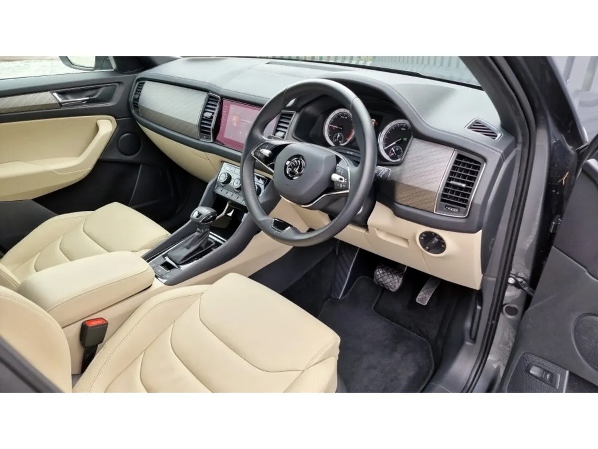 Skoda Kodiaq SUV, Diesel, 2024, Grey