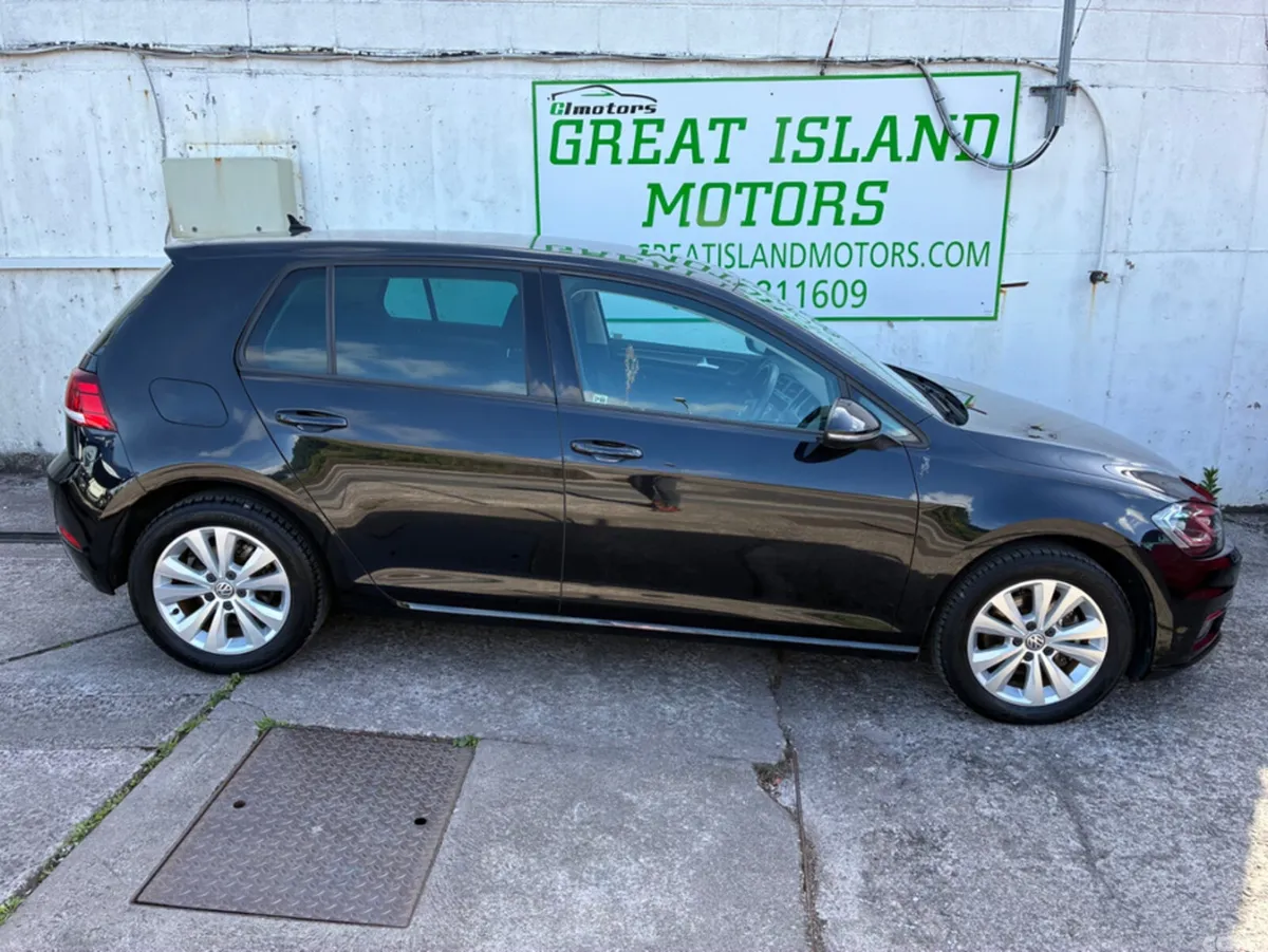 Volkswagen Golf Hatchback, Petrol, 2017, Black