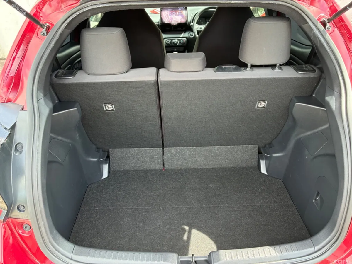 Toyota Yaris Hatchback, Petrol, 2020, Red