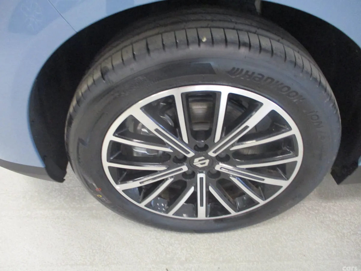 Leapmotor B10 SUV, Petrol Plug-in Hybrid, 2027, Other