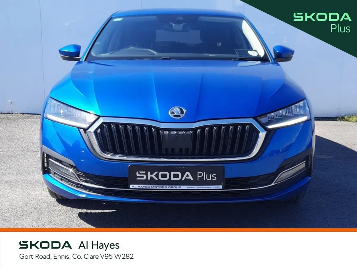 Skoda Octavia Saloon, Diesel, 2024, Blue