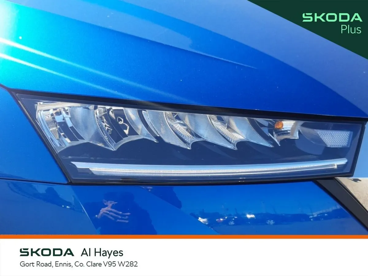 Skoda Octavia Saloon, Diesel, 2024, Blue