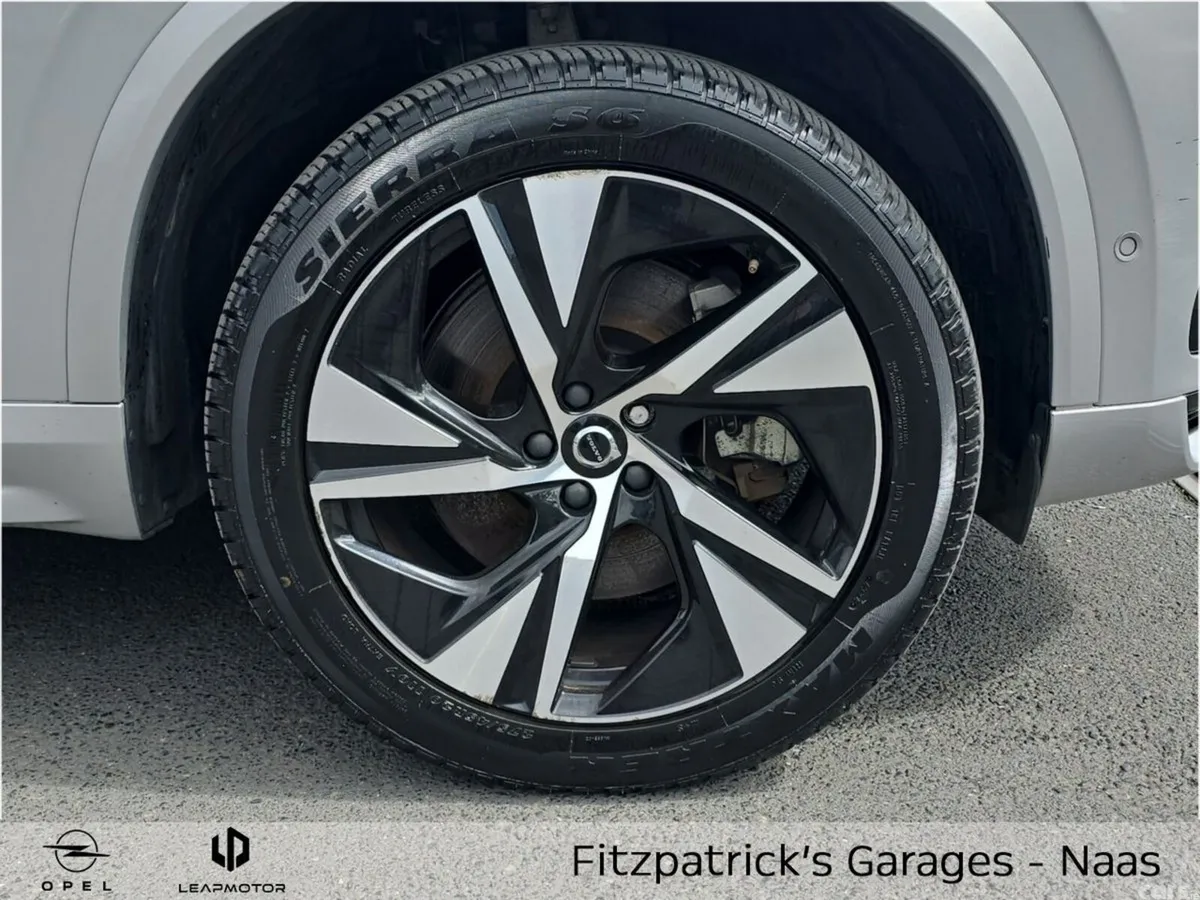 Volvo XC90 SUV, Petrol Plug-in Hybrid, 2023, Grey