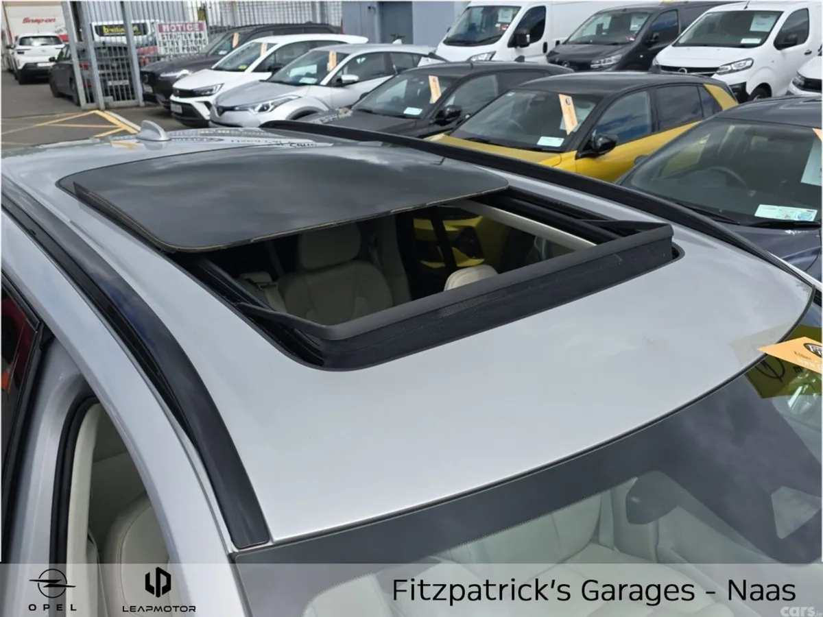 Volvo XC90 SUV, Petrol Plug-in Hybrid, 2023, Grey
