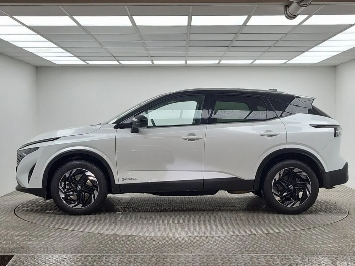 Nissan Qashqai MPV, Petrol Hybrid, 2026, White